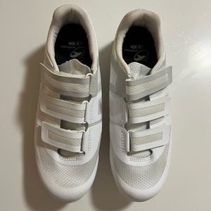 Pearl Izumi cycling shoes with delta clips size 8